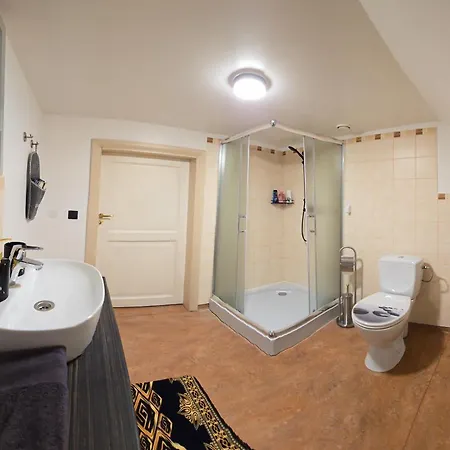 Homestay szállás Kesklinna Kodumajutus *